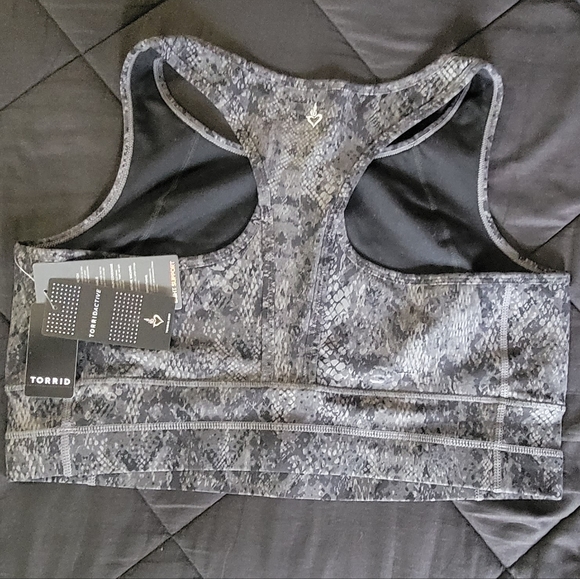 Torrid Low-Impact Wireless Longline Active Sports Bra - Picture 5 of 7